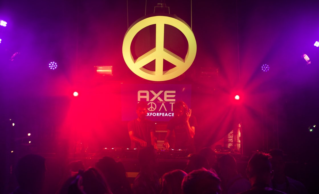 Axem Boat Organisation de la tournée AXE Boat 2014 — Unilever France - Une Agence ...